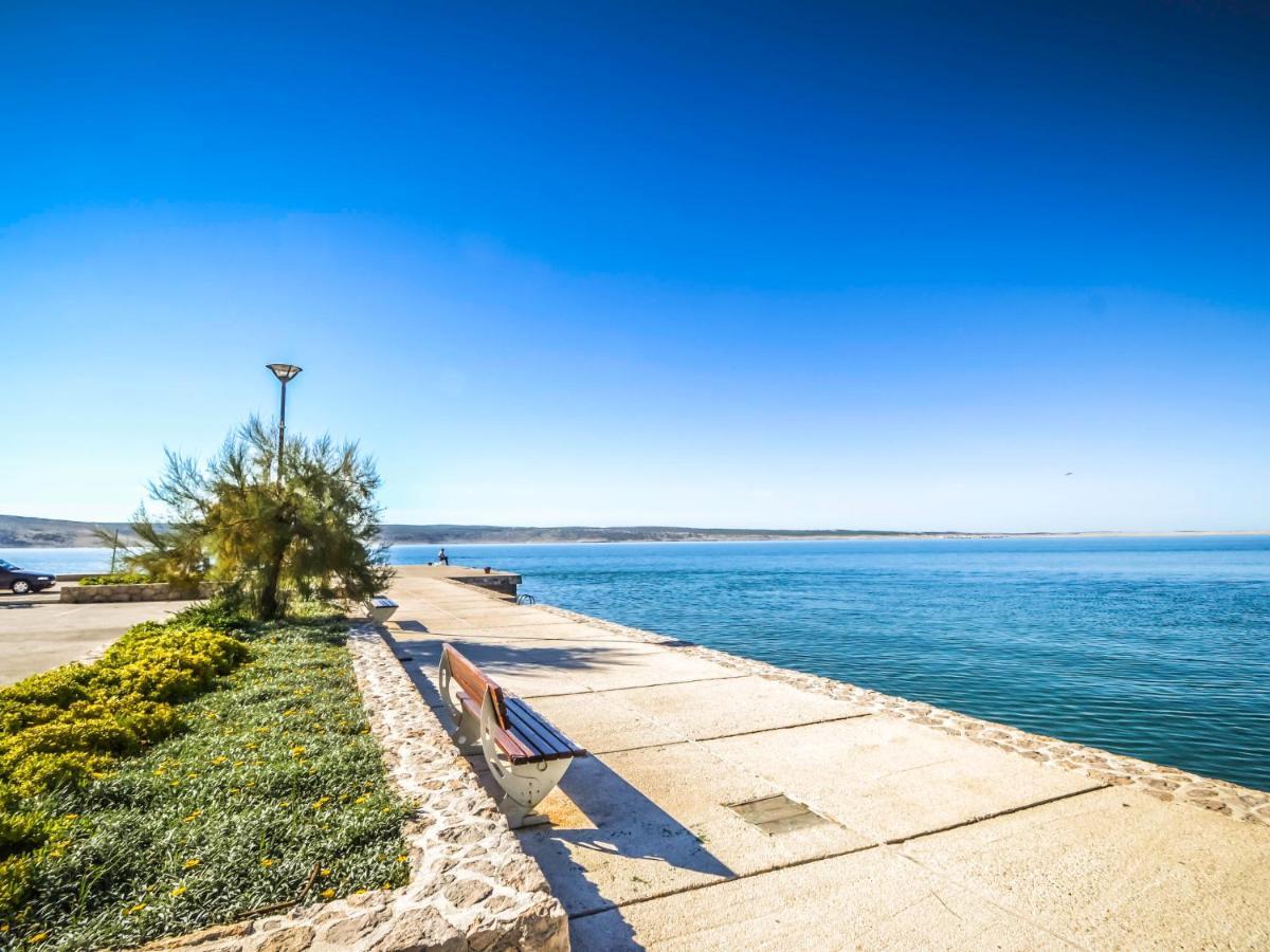 Apartment Gottwald - SRD305 Starigrad Paklenica Exterior foto